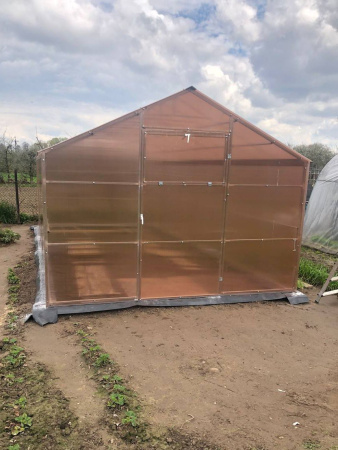 zdjęcie Szklarnia GRACJA z poliwęglanu Zbiory+ 6mm profil 30x20mm ze sklepu maleszklarnie.pl